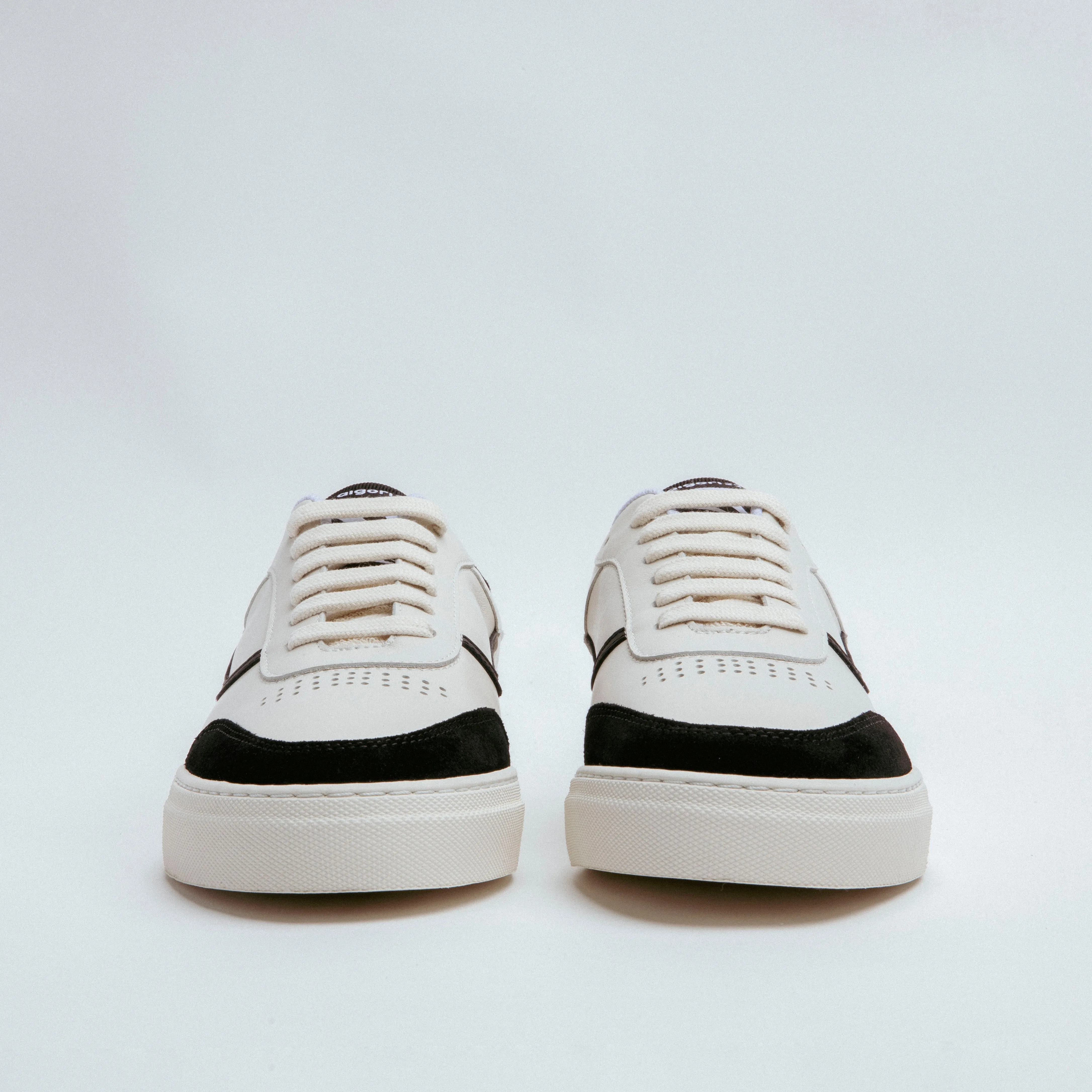Cloud Black 22.6 Sneaker