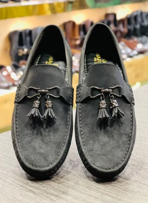 GREY TASSEL LOAFERS